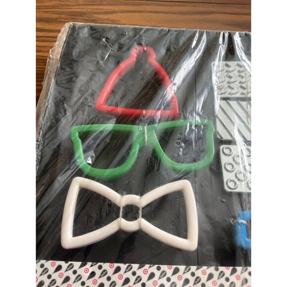 Band of Outsiders cookie cutter & stamp set - Picture 2 of 5